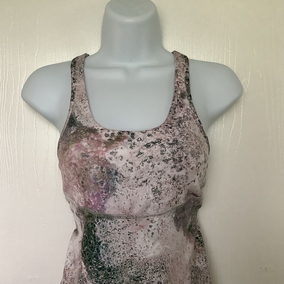 Lululemon Womens Racerback Mesh Keyhole Tank Top Built in Bra Multicolor 4 - Picture 2 of 5